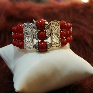 bracelet a perles rouges