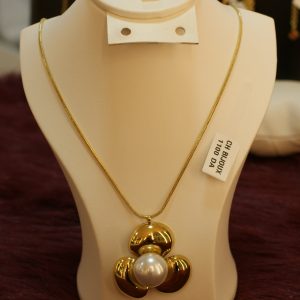 Collier Trefle a perle