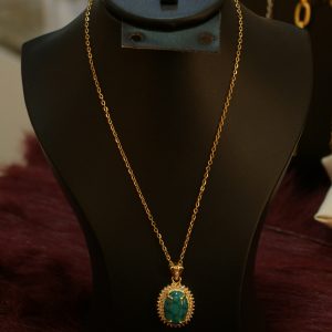 Collier pierre bleu